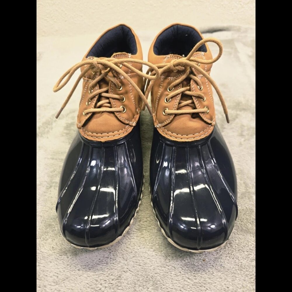 Tommy‎ Hilfiger T-WHEAT-T Boots Womens 7M Blue/Tan Rubber Clean!